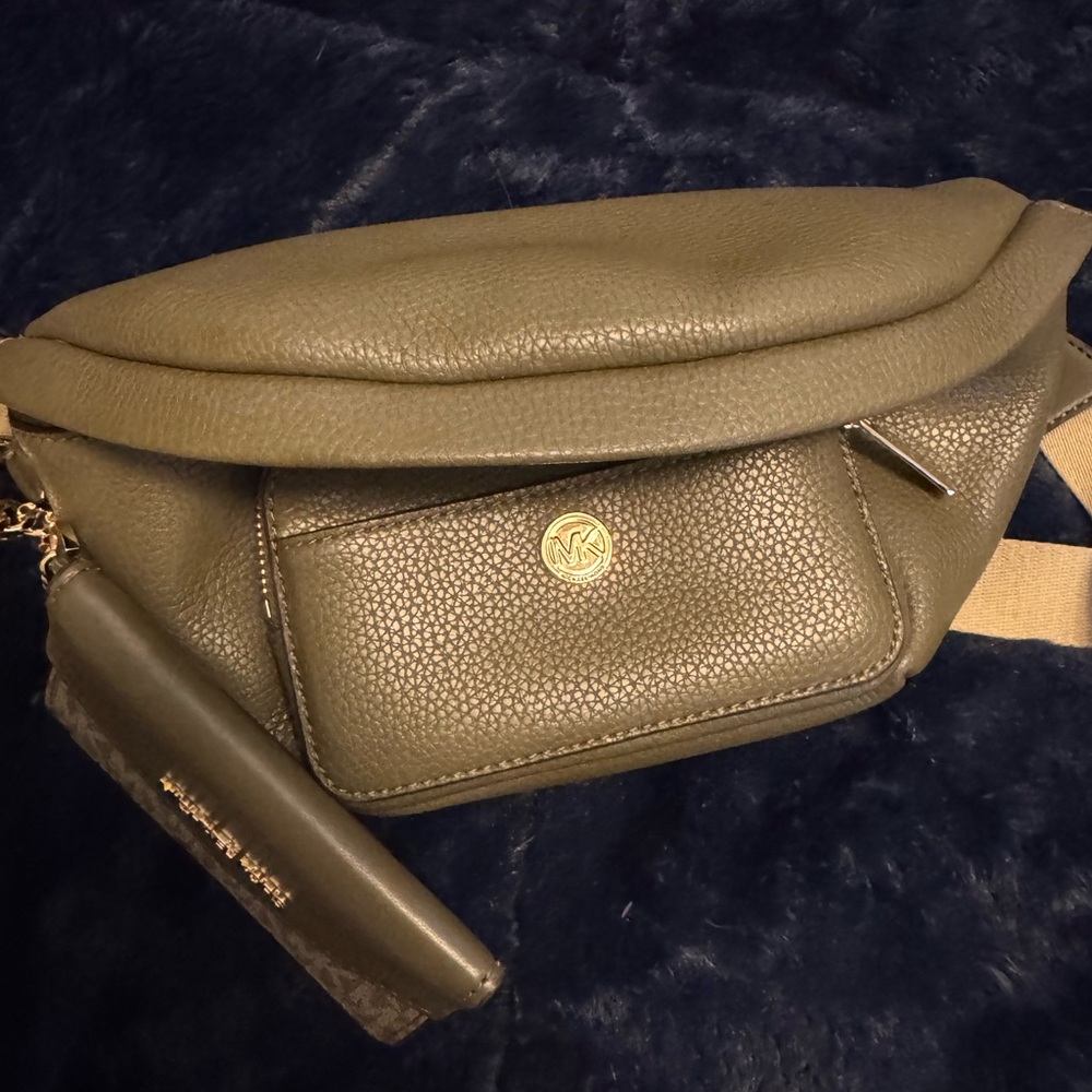 Michael Kors Olive Crossbody Bag